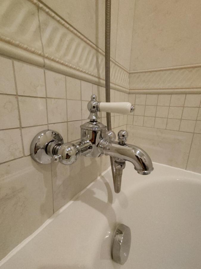 Vip Apartament Gomel Appartamento Esterno foto