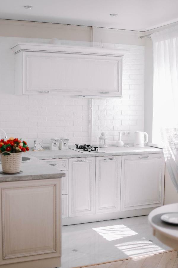 Vip Apartament Gomel Appartamento Esterno foto